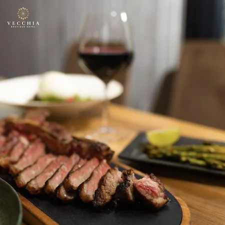 Vecchia Boutique *