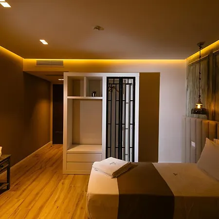 Vecchia Boutique Hotel