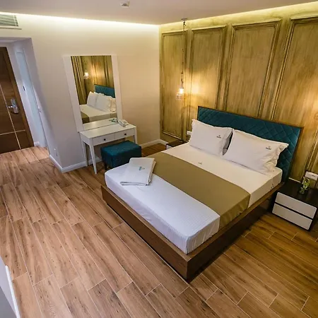 Vecchia Boutique 코르처