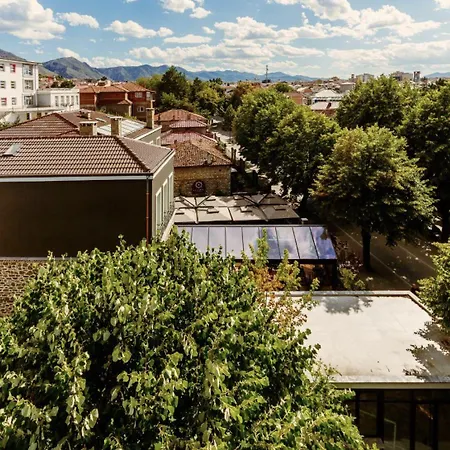 Vecchia Boutique Hotel *