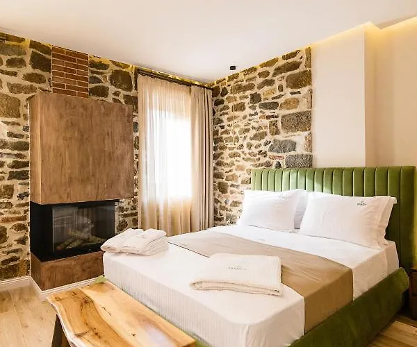 Vecchia Boutique Hotel Korcza