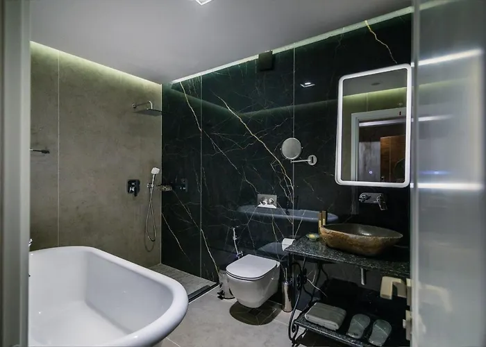 Vecchia Boutique Hotel Korcza