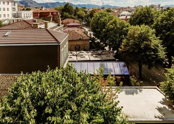 Vecchia Boutique Hotel *